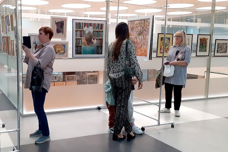 Открытие областной выставки живописи и графики «Отражения»