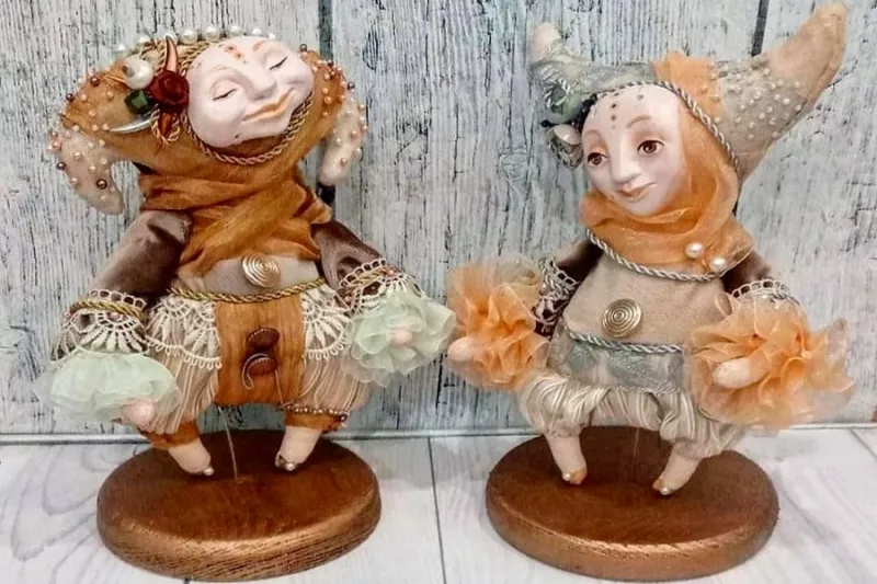 Выставка авторских кукол Валерии Зайцевой «По следам венецианских карнавалов»