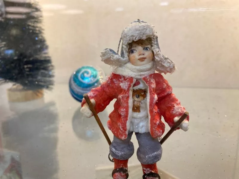 Волшебство ватных сказок: приглашаем на выставку «В преддверии Нового года»